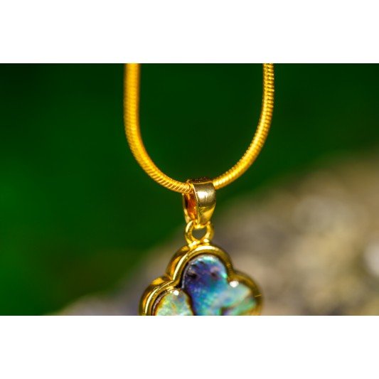 鲍贝壳吊坠 （四叶草）Lucky Clover with Abalone Shell 