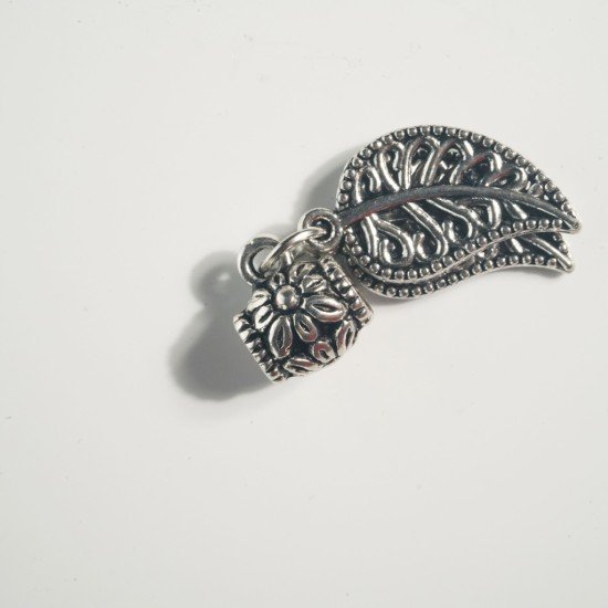 双叶珠 Double Leaf Bead