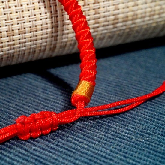 开运红绳 Lucky Red Rope