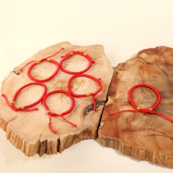 开运红绳(5条送1条) Lucky Red Rope(1free for 5Bracelet) 开运红绳(5条送1条) Lucky Red Rope(1free for 5Bracelet)