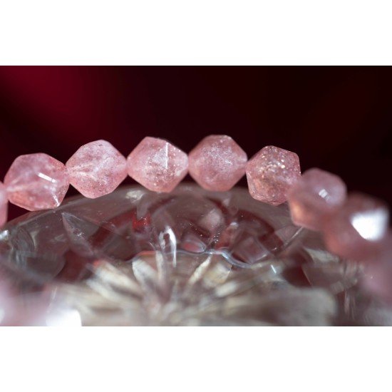 心有所属草莓晶手链