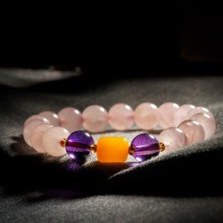 粉紫 + 蜜蜡手链 Rose Quartz + Beeswax Bracelet 粉紫 + 蜜蜡手链 Rose Quartz + Beeswax Bracelet