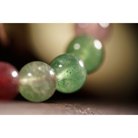 绿红草莓晶手链 Green And Red Strawberry Quartz Bracelet 绿红草莓晶手链 Green And Red Strawberry Quartz Bracelet