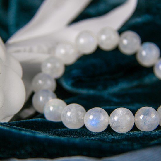 蓝月光手链 Blue Moonstone Bracelet 蓝月光手链 Blue Moonstone Bracelet