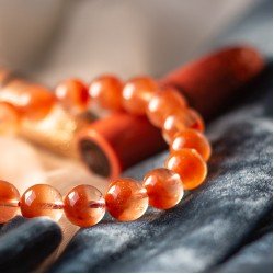 高等红兔毛手链 Red Rabbit Hair Quartz Bracelet 高等红兔毛手链 Red Rabbit Hair Quartz Bracelet