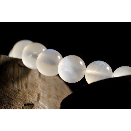 高等蓝月光手链 Blue Moonstone Bracelet 高等蓝月光手链 Blue Moonstone Bracelet