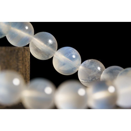 高等蓝月光手链 Blue Moonstone Bracelet 高等蓝月光手链 Blue Moonstone Bracelet