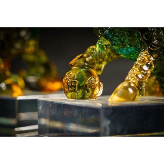 古法琉璃麒麟 (绿色) Ancient Glazed Glass Kirin (Green)