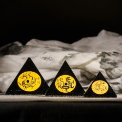 黑曜石四神兽金字塔 Obsidian Pyramid 黑曜石四神兽金字塔 Obsidian Pyramid
